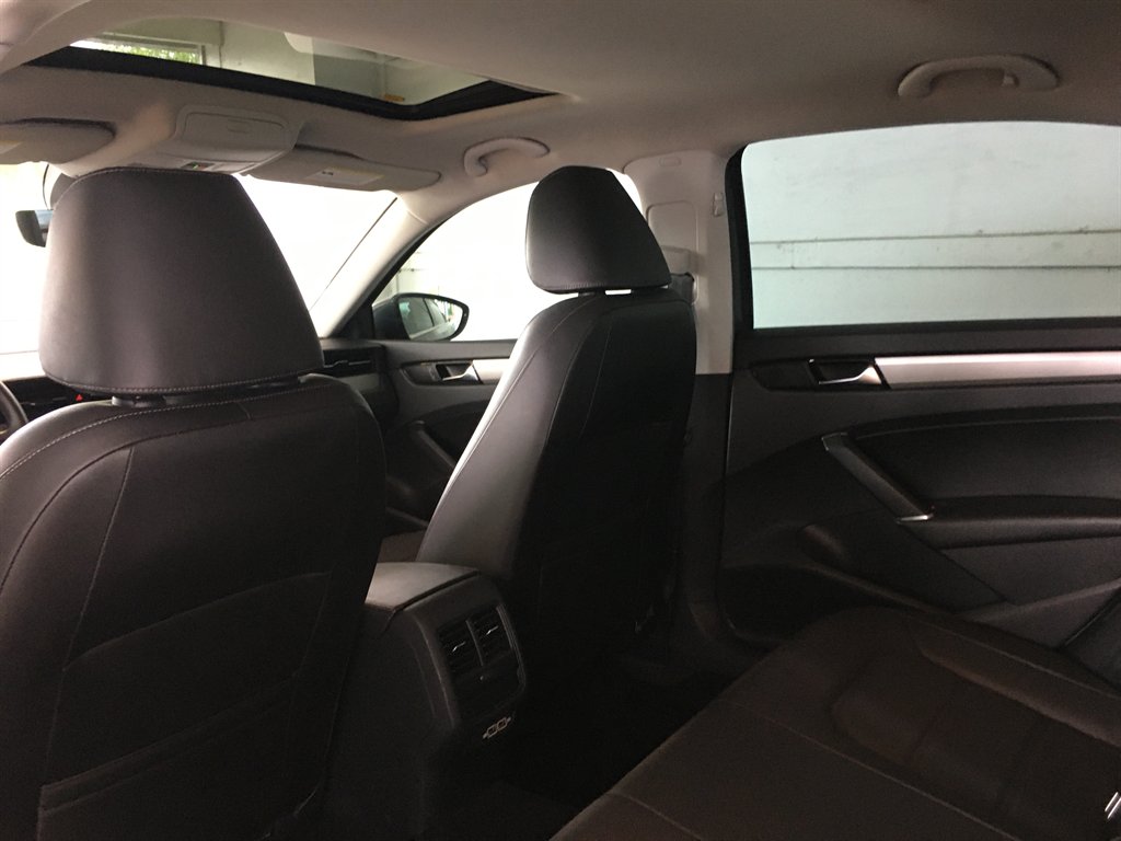 2021 Volkswagen Passat - $16,495