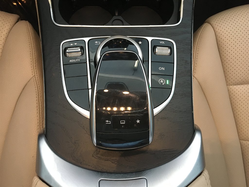2015 Mercedes-Benz C-Class - $17,995