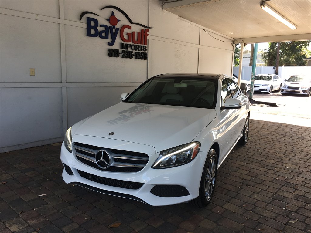 2015 Mercedes-Benz C-Class - $17,995