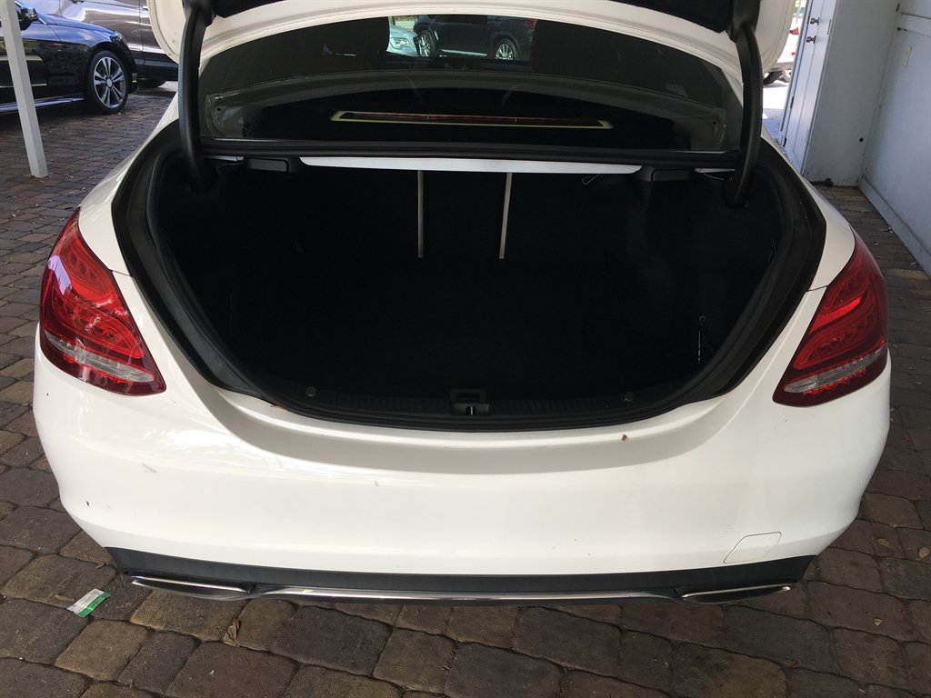 2015 Mercedes-Benz C-Class - $17,995