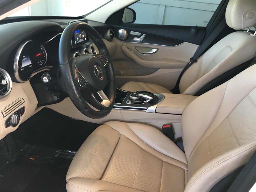 2015 Mercedes-Benz C-Class - $17,995