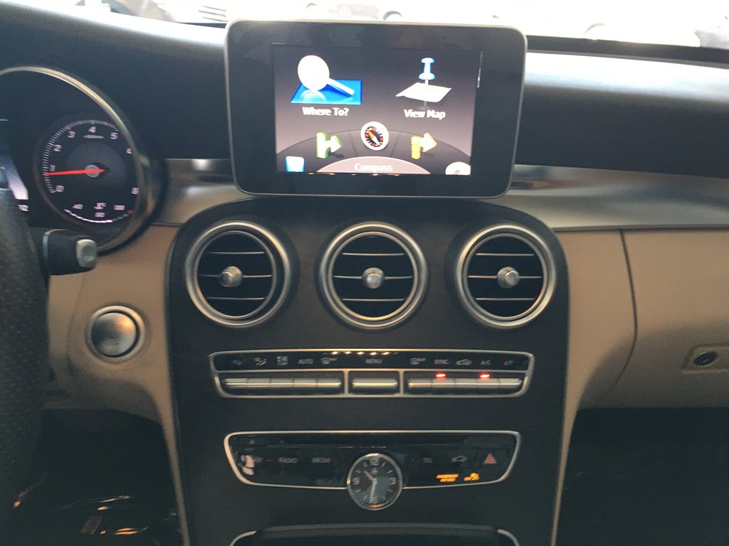 2015 Mercedes-Benz C-Class - $17,995