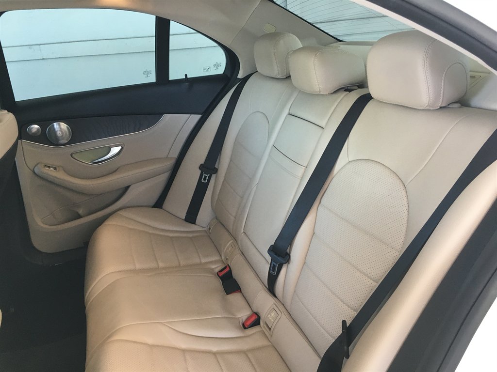 2015 Mercedes-Benz C-Class - $17,995