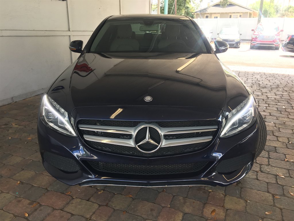 2016 Mercedes-Benz C-Class - $15,995