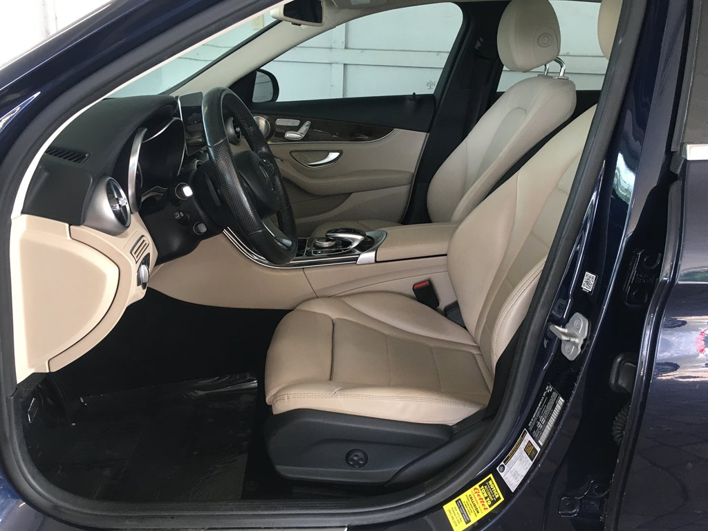 2016 Mercedes-Benz C-Class - $15,995