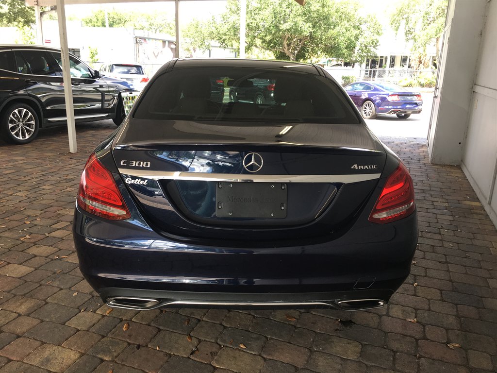 2016 Mercedes-Benz C-Class - $15,995