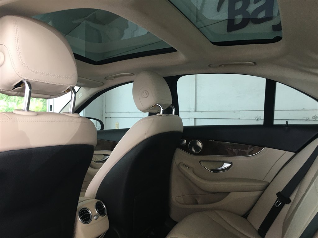 2016 Mercedes-Benz C-Class - $15,995