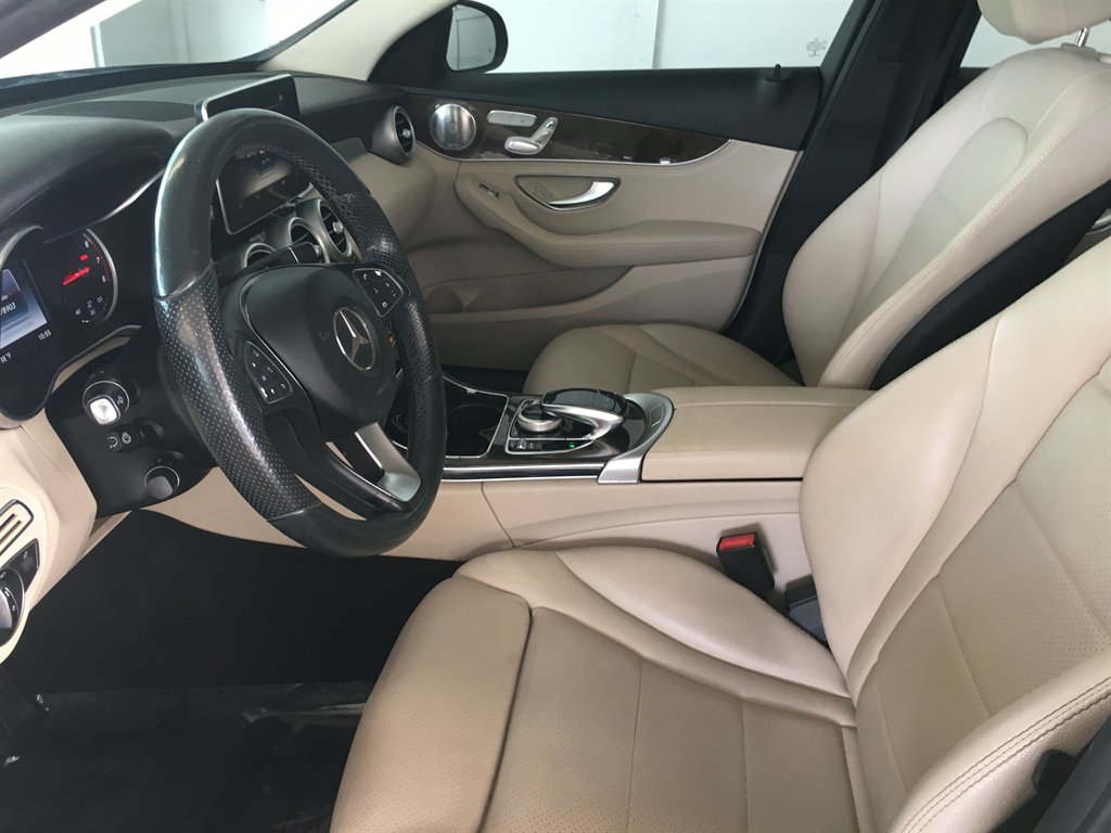 2016 Mercedes-Benz C-Class - $15,995