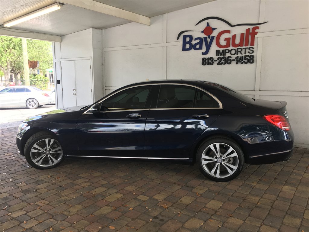 2016 Mercedes-Benz C-Class - $15,995