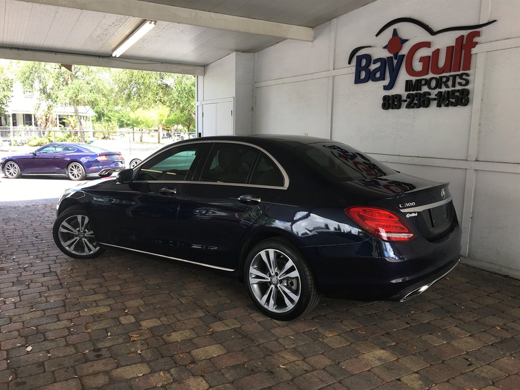 2016 Mercedes-Benz C-Class - $15,995