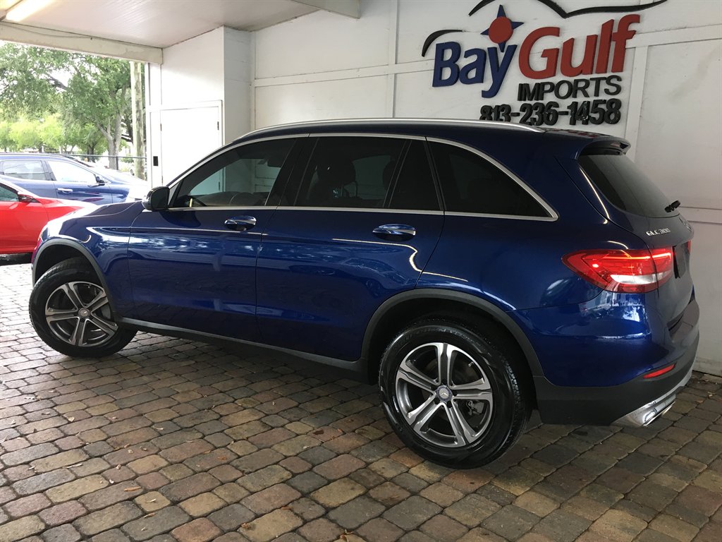 2017 Mercedes-Benz C-Class - $17,900