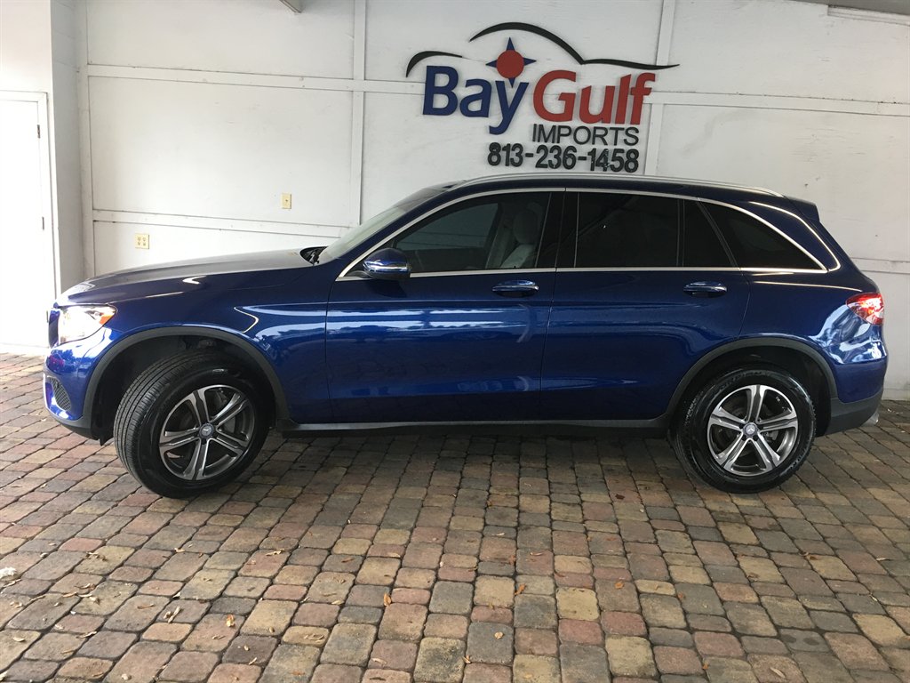 2017 Mercedes-Benz C-Class - $17,900