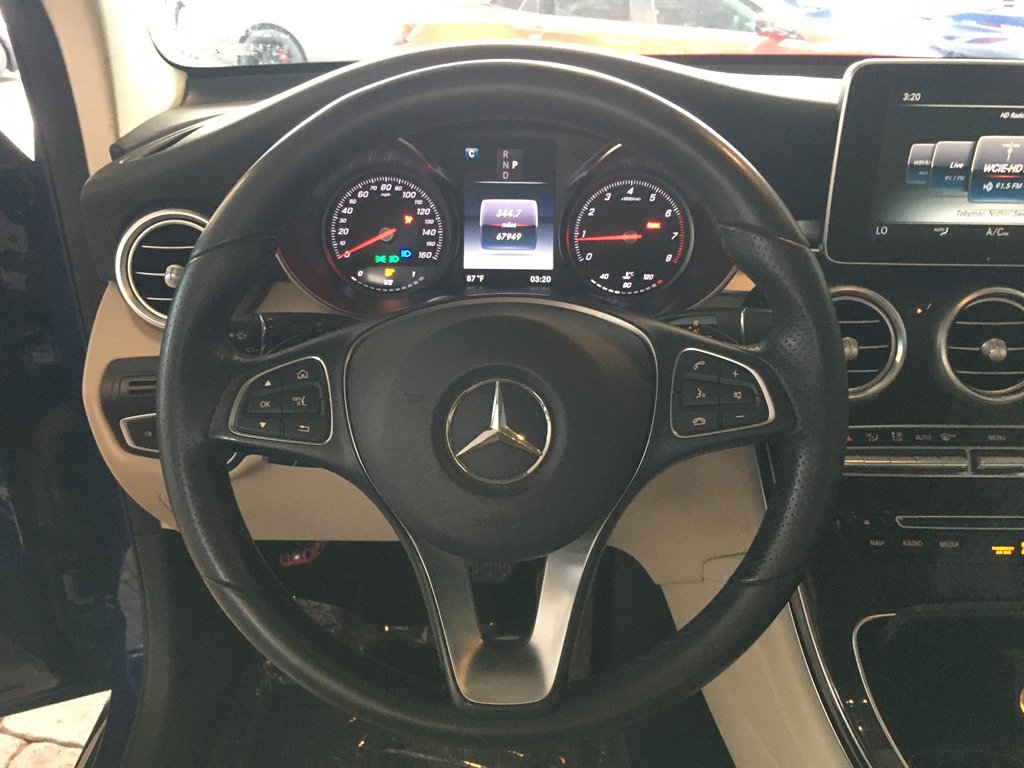 2017 Mercedes-Benz C-Class - $17,900