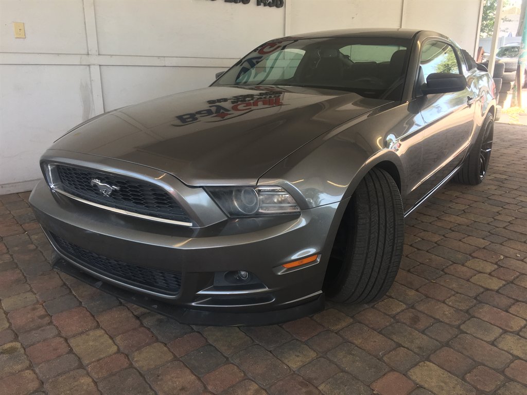 2014 Ford Mustang - $13,995