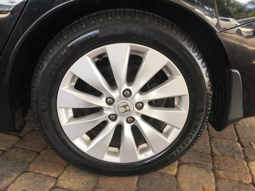 2014 Honda Accord - $15,995