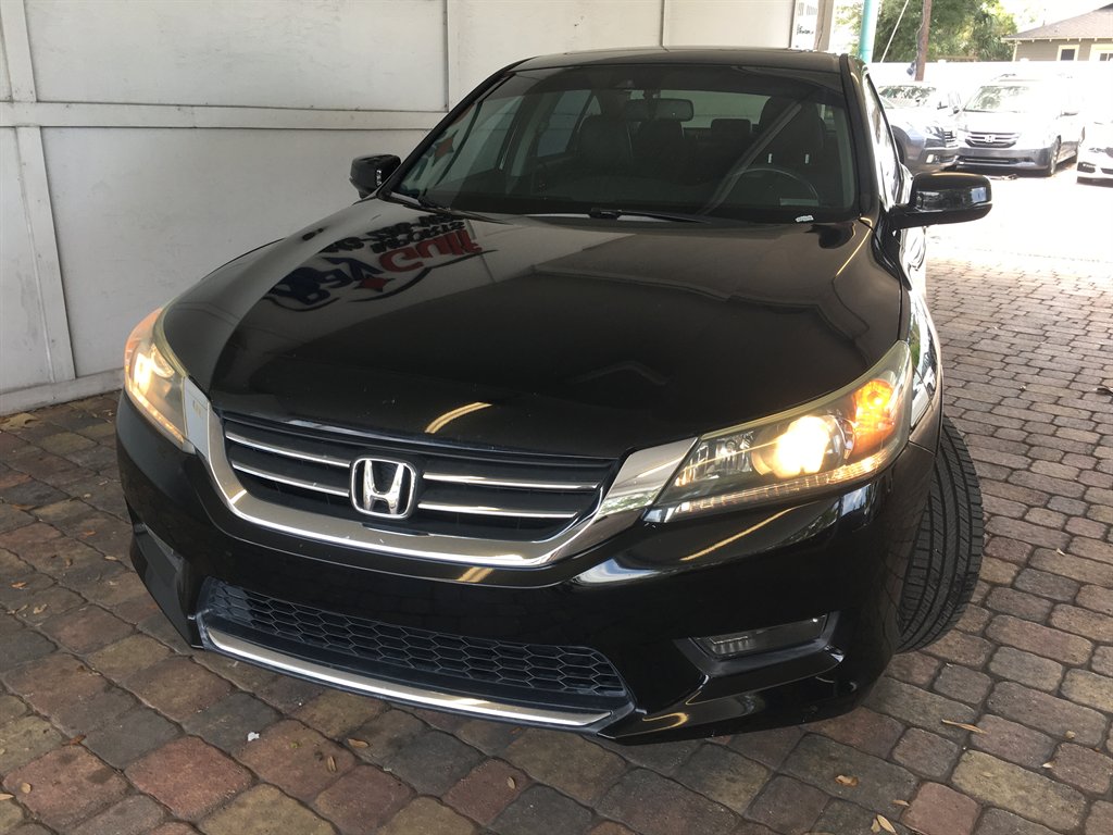 2014 Honda Accord - $15,995