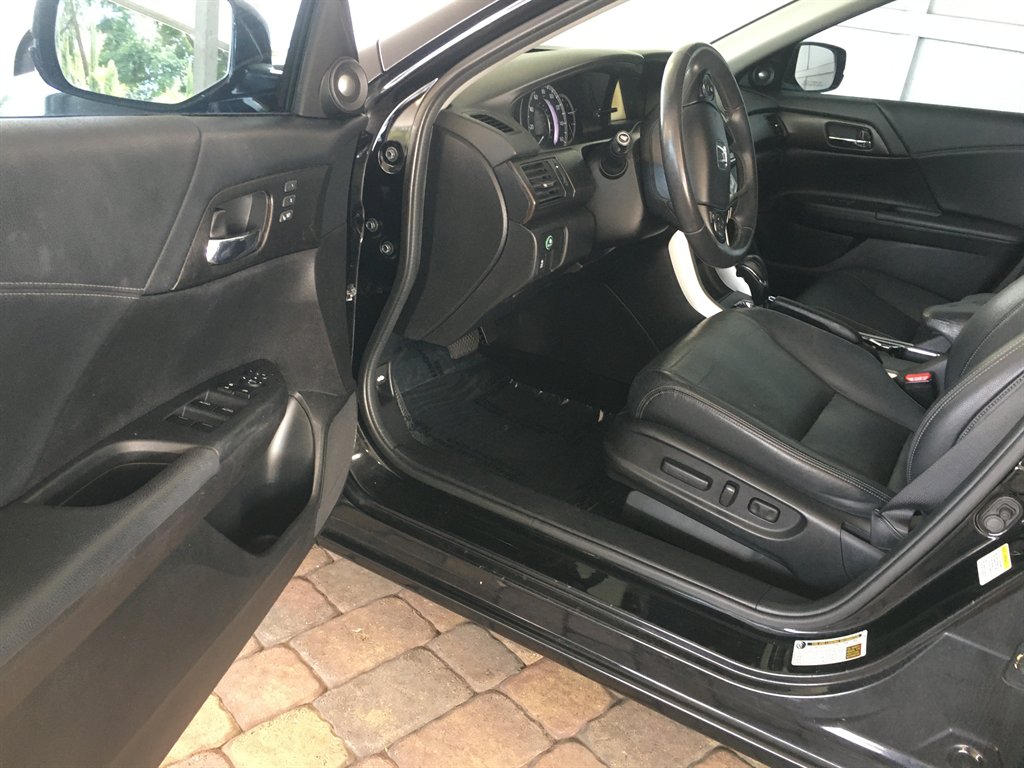 2014 Honda Accord - $15,995