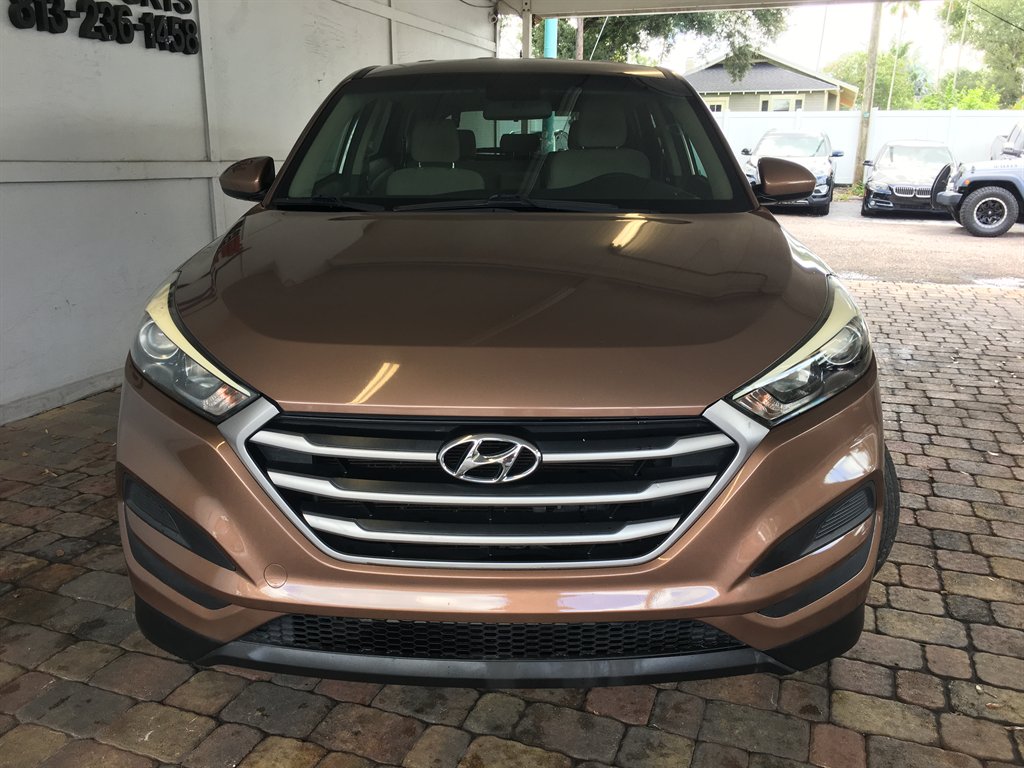 2017 Hyundai Tucson - $11,495