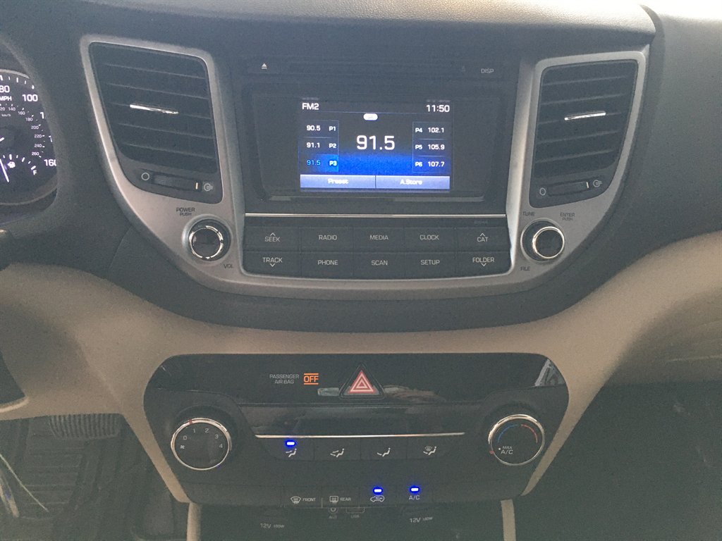 2017 Hyundai Tucson - $11,495