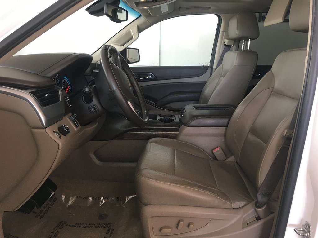 2017 Chevrolet Suburban - $24,495