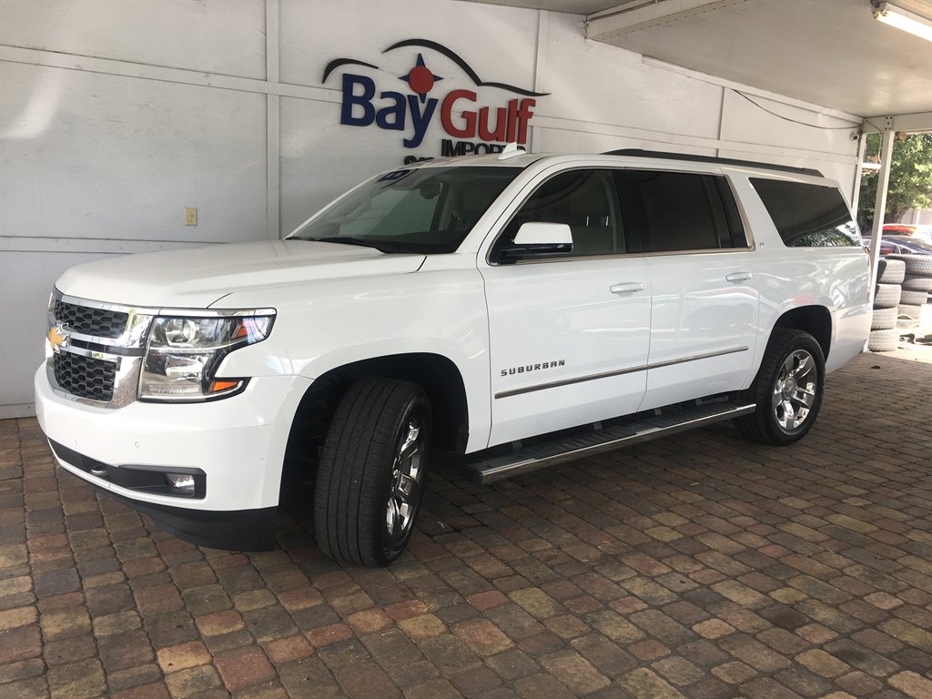 2017 Chevrolet Suburban - $24,495