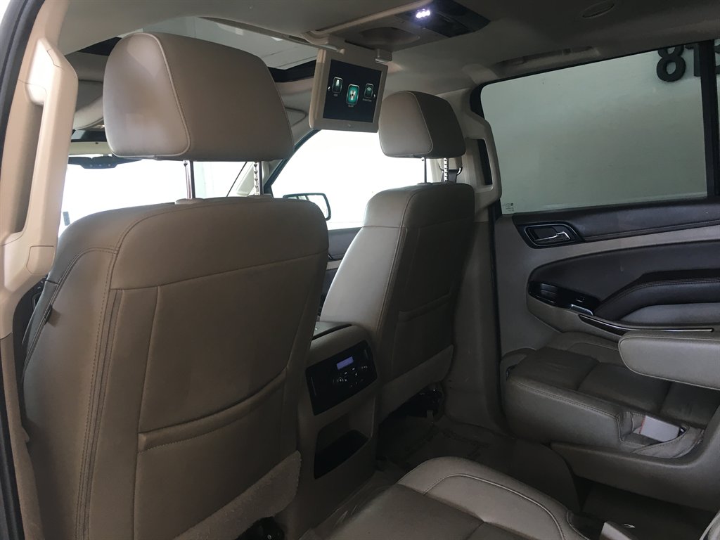 2017 Chevrolet Suburban - $24,495