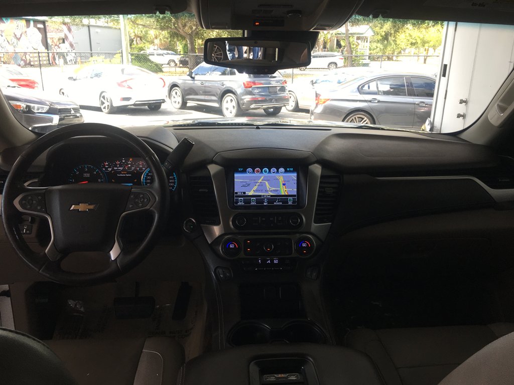2017 Chevrolet Suburban - $24,495