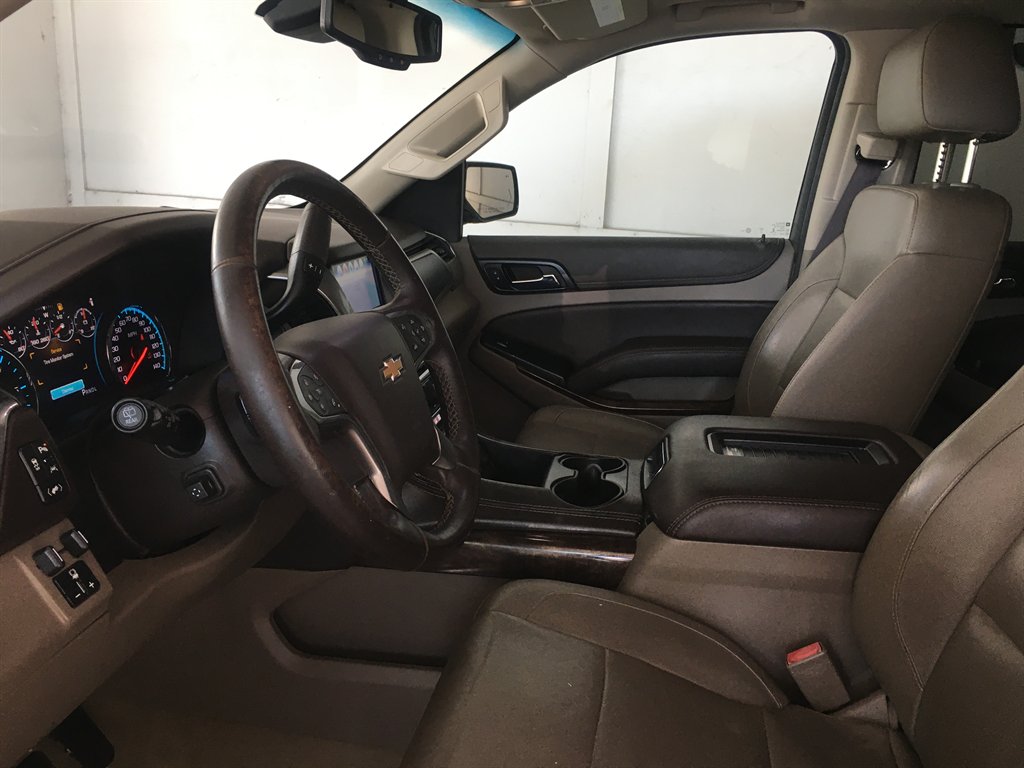 2017 Chevrolet Suburban - $24,495