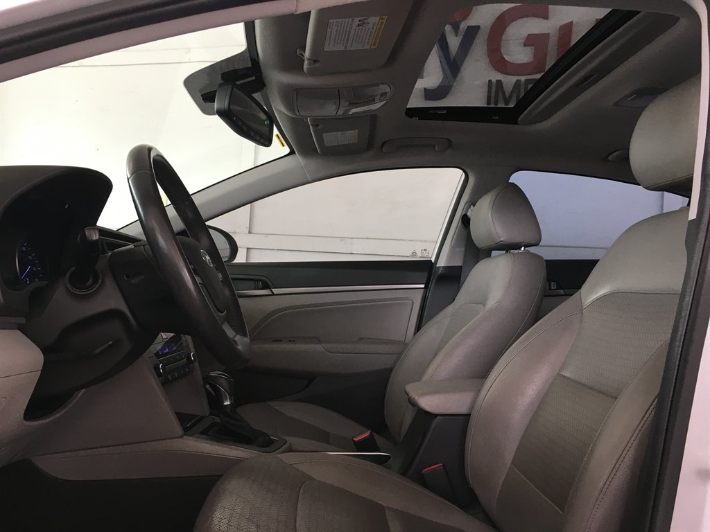 2017 Hyundai Elantra - $12,995