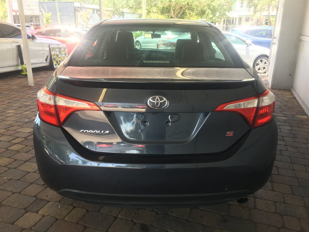 2015 Toyota Corolla - $10,995