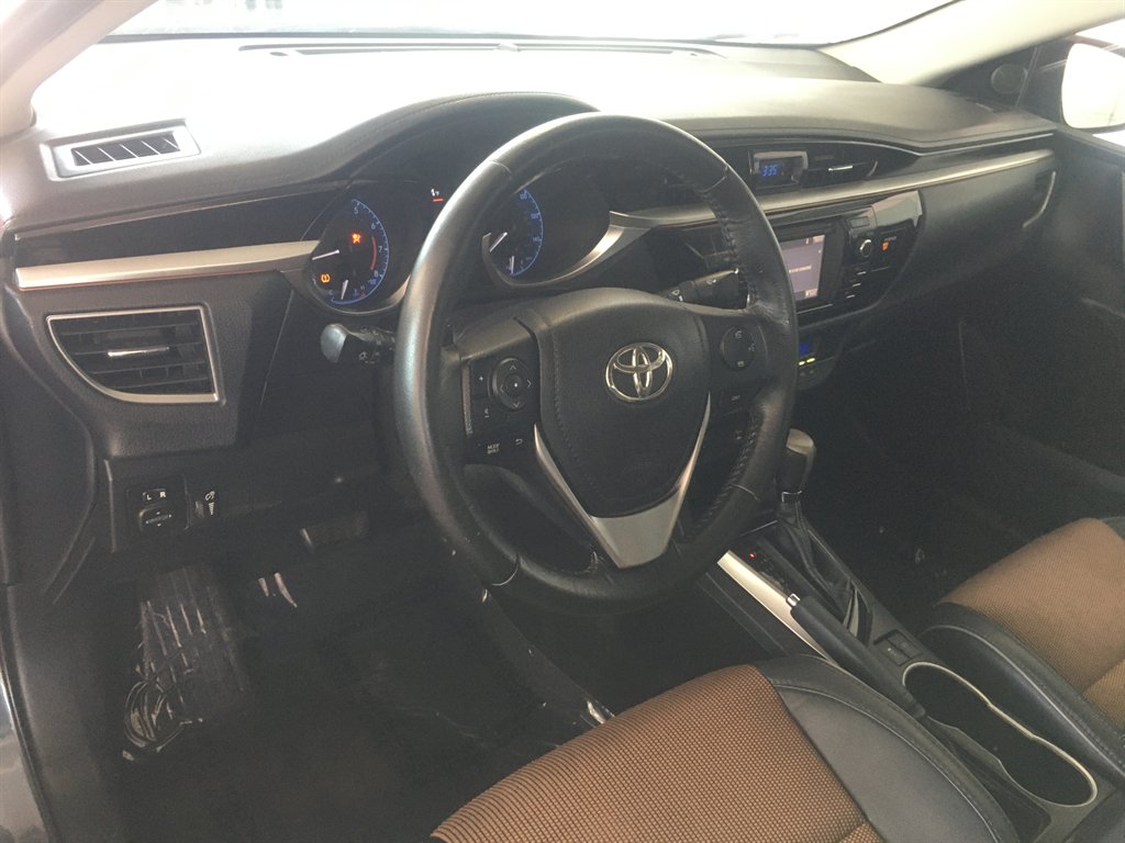 2015 Toyota Corolla - $10,995