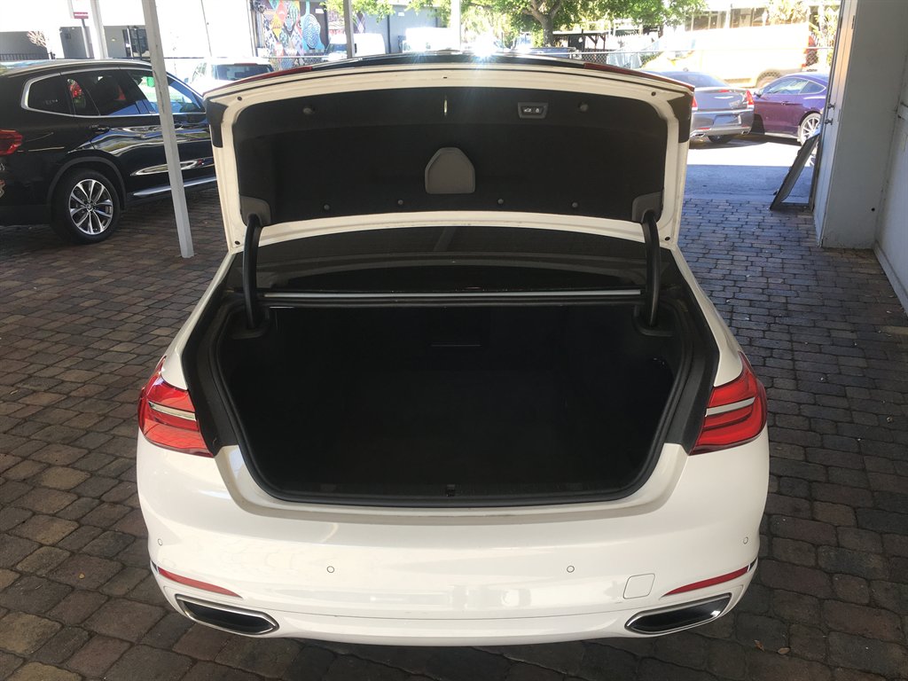 2016 BMW 740i - $18,995
