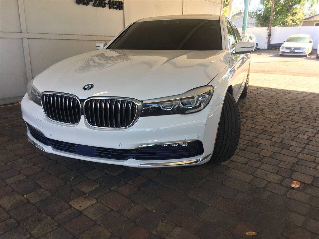 2016 BMW 740i - $18,995
