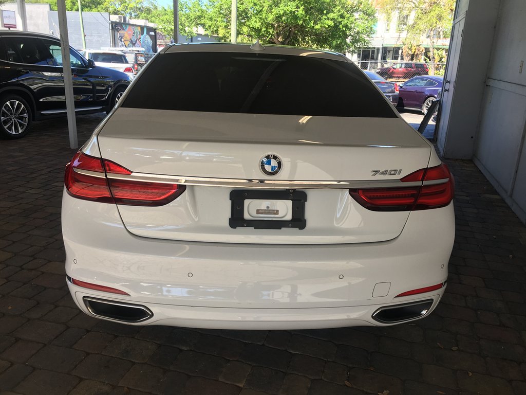 2016 BMW 740i - $18,995