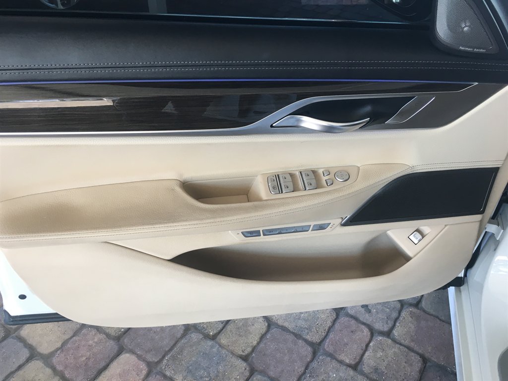 2016 BMW 740i - $18,995