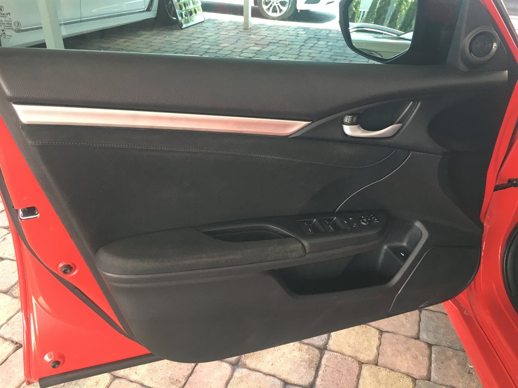 2017 Honda Civic - $15,995