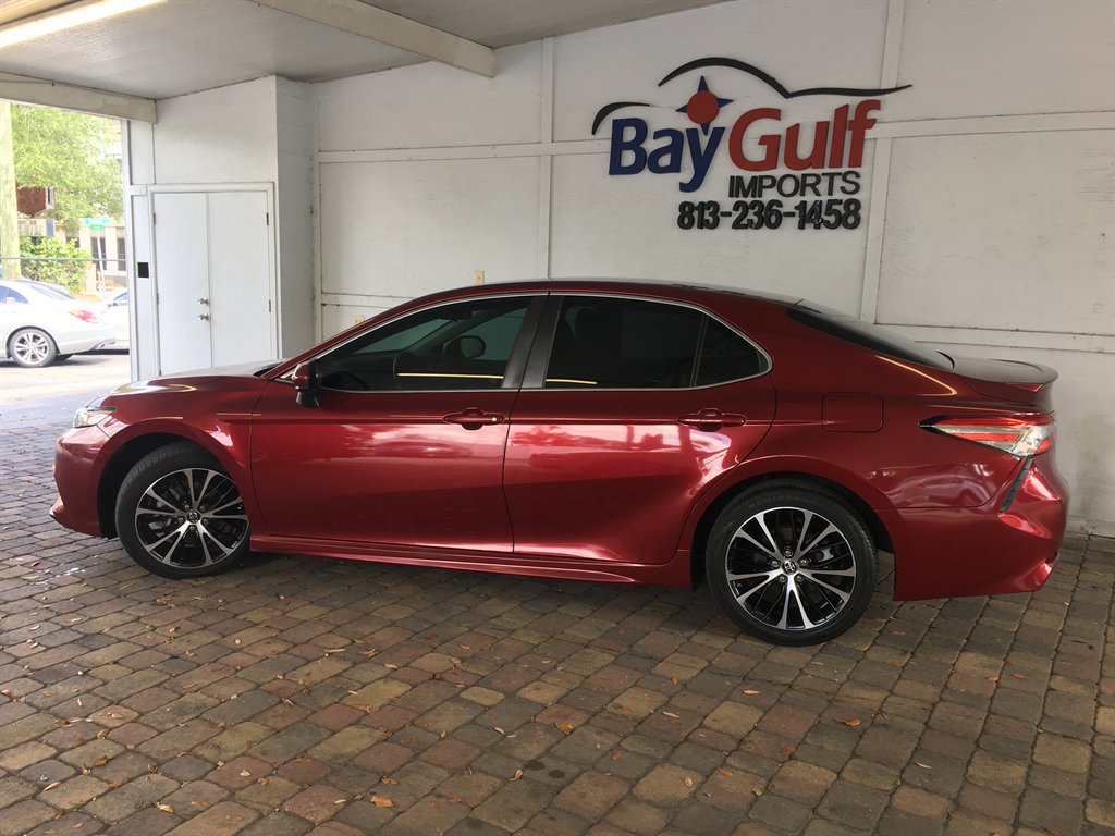 2018 Toyota Camry - $20,995