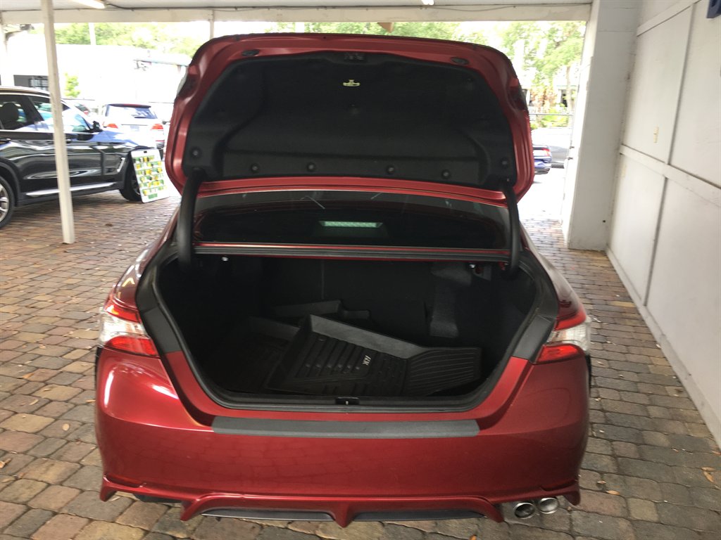2018 Toyota Camry - $20,995