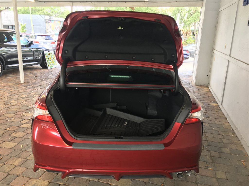 2018 Toyota Camry - $20,995