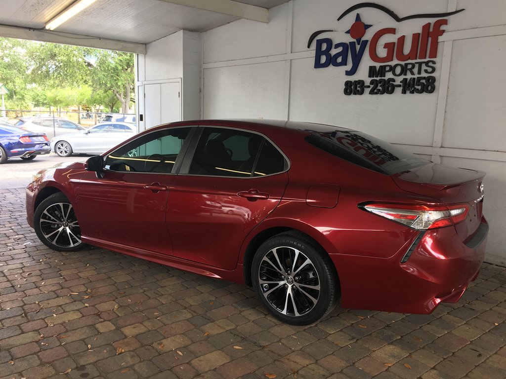 2018 Toyota Camry - $20,995