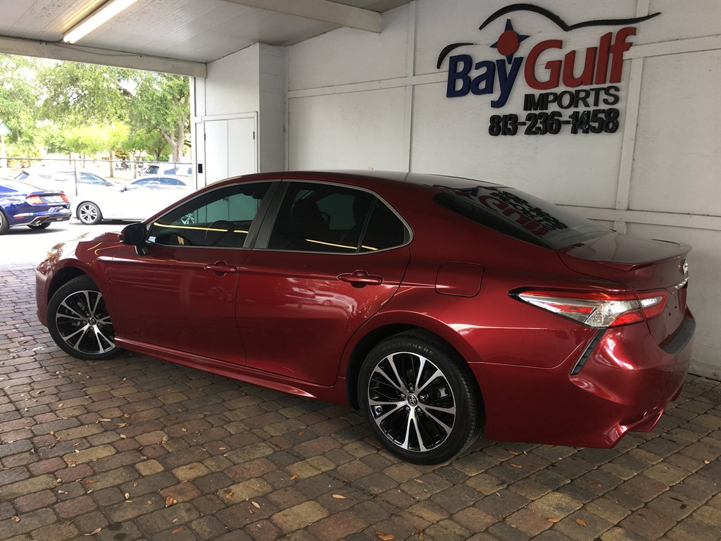 2018 Toyota Camry - $20,995