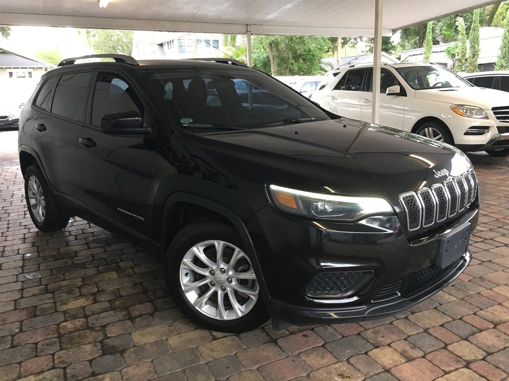 2020 Jeep Cherokee - $14,995
