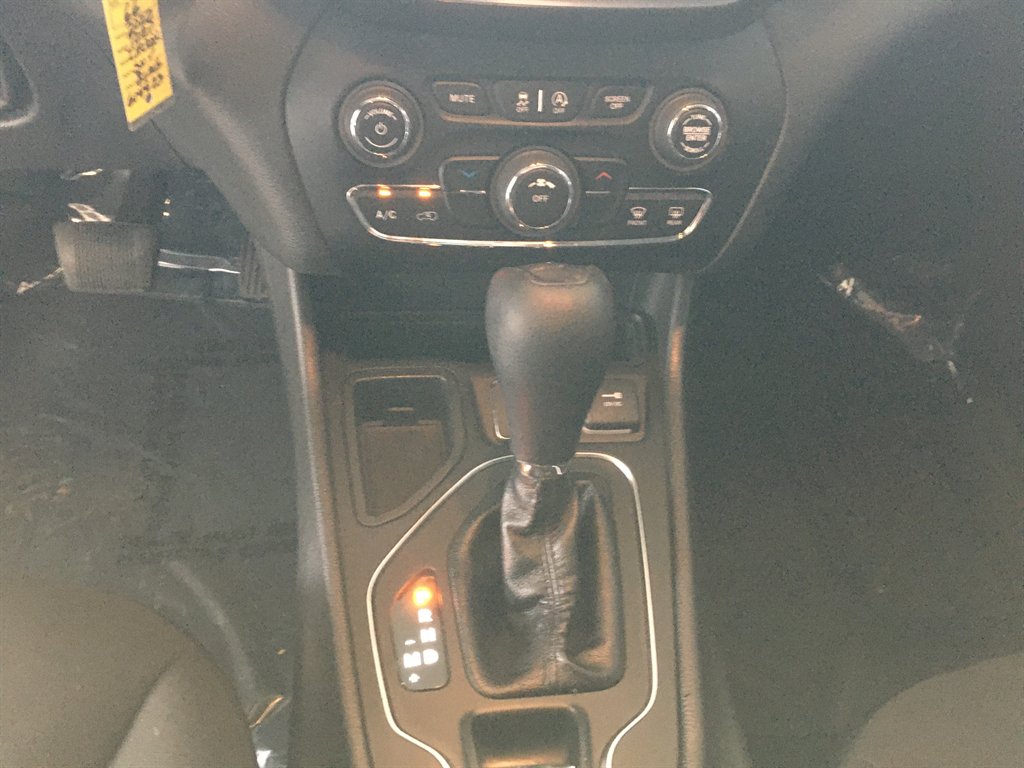 2020 Jeep Cherokee - $14,995