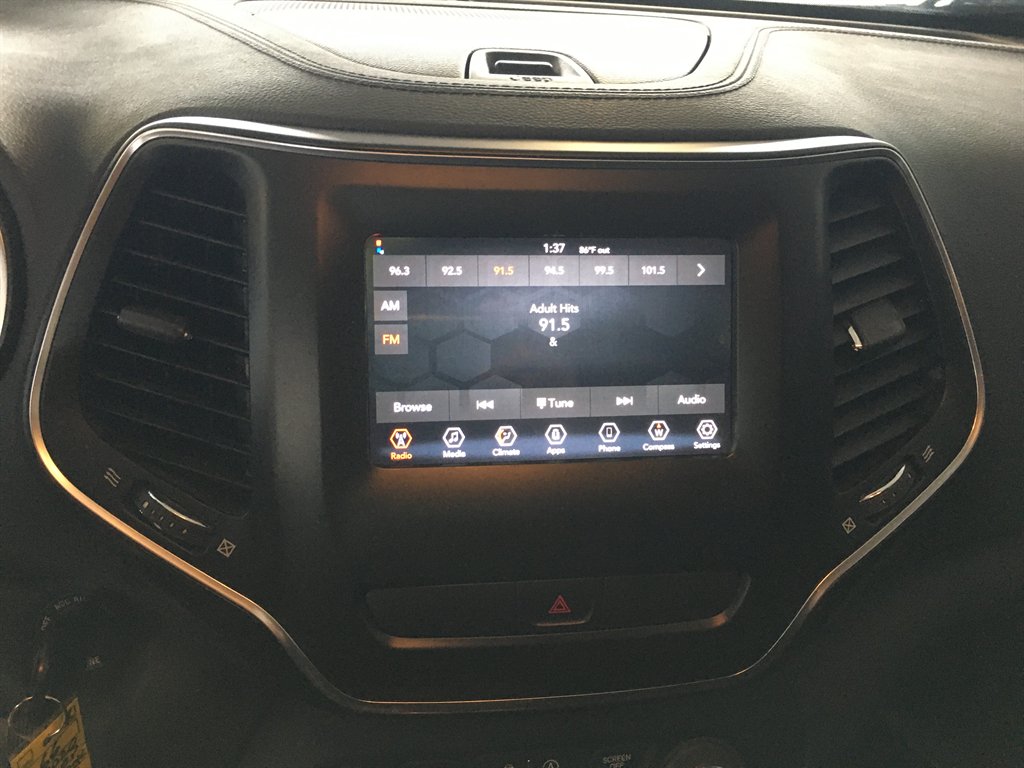 2020 Jeep Cherokee - $14,995