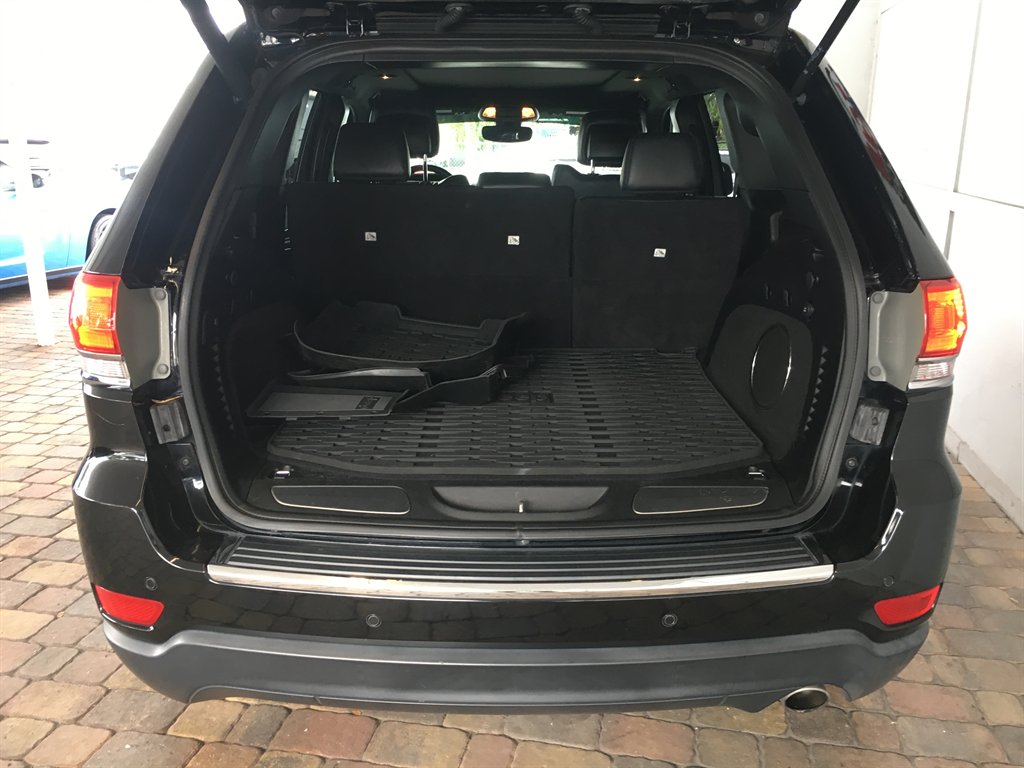 2019 Jeep Cherokee - $16,995