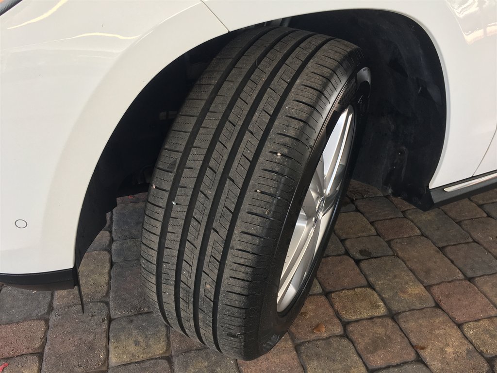 2016 Mercedes-Benz GL-Class - $17,900