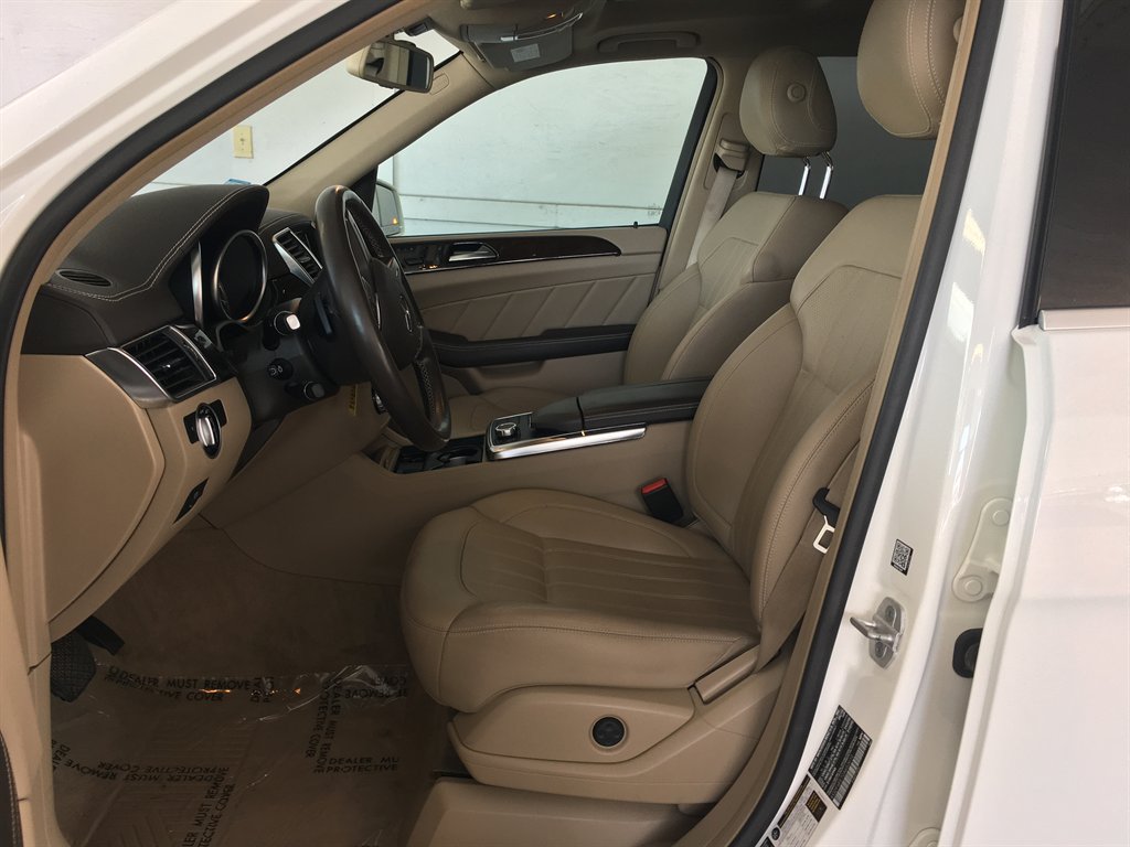 2016 Mercedes-Benz GL-Class - $17,900