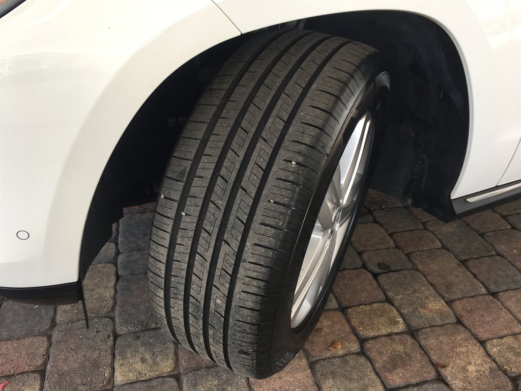 2016 Mercedes-Benz GL-Class - $17,900