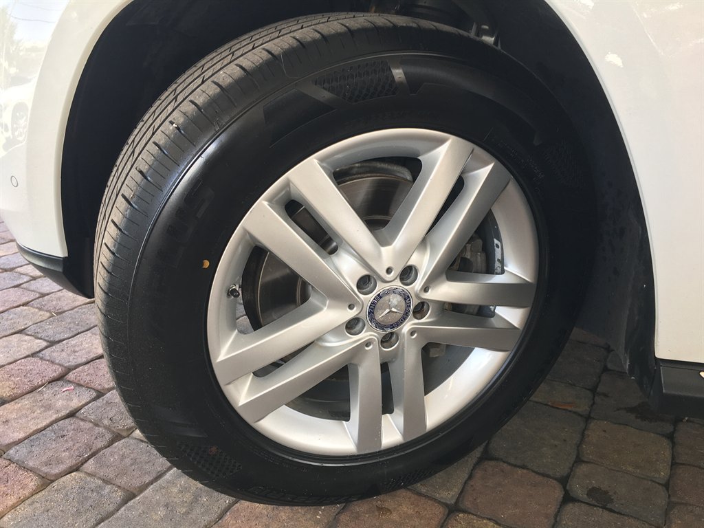 2016 Mercedes-Benz GL-Class - $17,900