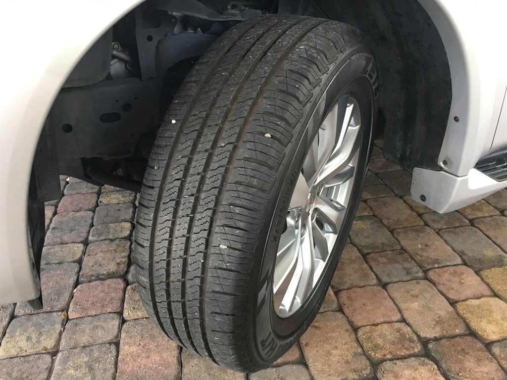 2017 INFINITI QX80 - $17,995